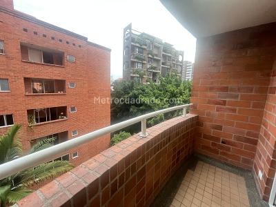 Apartamento de 3 alcobas en arriendo en Castropol, Medellín, 130 m² · foto 13 de 13