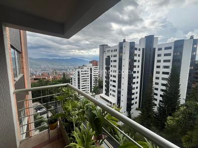 Apartamento de 2 alcobas en arriendo en Los Balsos N1, Medellín, 100 m² · foto 9 de 11