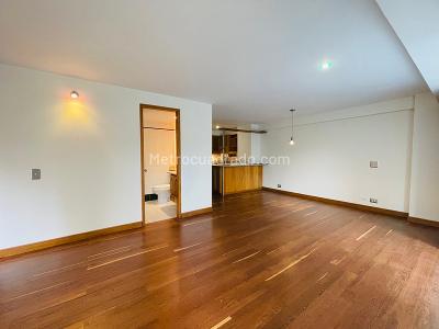 Apartamento en venta en El Poblado, Medellín · foto 3 de 20