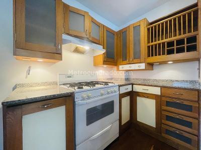 Apartamento en venta en El Poblado, Medellín · foto 5 de 20