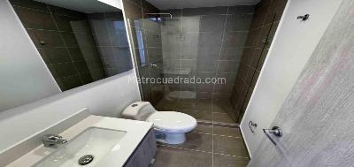 Apartamento de 2 alcobas en arriendo en El Poblado, Medellín, 85 m² · foto 14 de 20