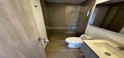 Apartamento de 2 alcobas en arriendo en El Poblado, Medellín, 85 m² · foto 16 de 20