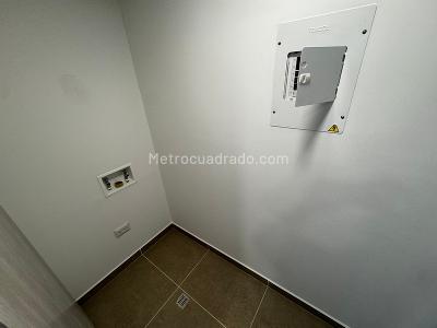 Apartamento de 2 alcobas en arriendo en El Poblado, Medellín, 85 m² · foto 18 de 20