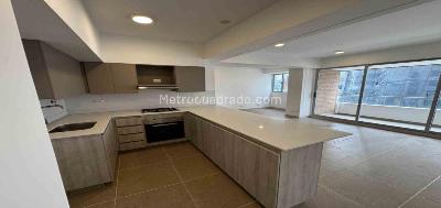 Apartamento de 2 alcobas en arriendo en El Poblado, Medellín, 85 m² · foto 3 de 20