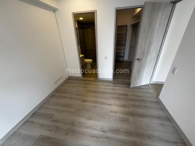 Apartamento de 2 alcobas en arriendo en El Poblado, Medellín, 85 m² · foto 6 de 20