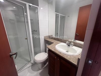 Apartamento de 3 alcobas en arriendo en San Lucas, Medellín, 180 m² · foto 14 de 20