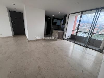 Apartamento en arriendo en La Linde, Medellín · foto 2 de 20