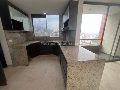 Apartamento en arriendo en La Linde, Medellín · foto 5 de 20