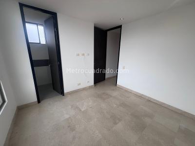 Apartamento en arriendo en La Linde, Medellín · foto 9 de 20