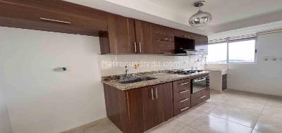 Apartamento en venta en Rodeo Alto, Medellín · foto 3 de 15