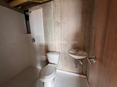 Apartamento de 2 alcobas en venta en Tranvia, Rionegro, 55 m² · foto 6 de 8