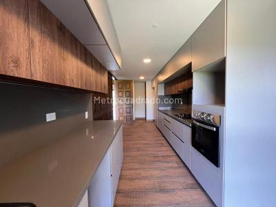Apartamento de 4 alcobas en venta en Llanogrande, Rionegro, 346 m² · foto 4 de 20