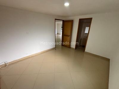 Apartamento de 3 alcobas en arriendo en Cumbres, Envigado, 125 m² · foto 6 de 14