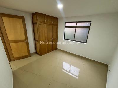 Apartamento de 3 alcobas en arriendo en Cumbres, Envigado, 125 m² · foto 9 de 14