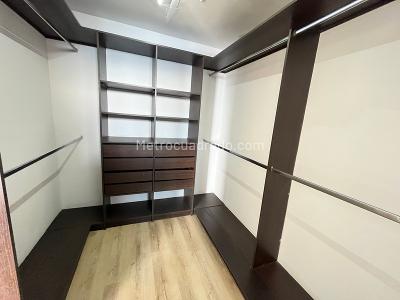 Apartamento en arriendo en El Poblado, Medellín · foto 11 de 15