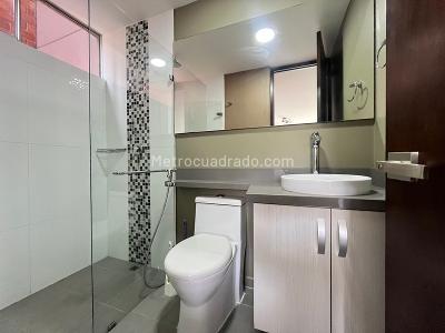 Apartamento en arriendo en El Poblado, Medellín · foto 12 de 15