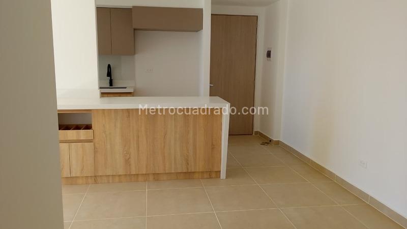 3BR Apartment in Otro (85 m²) - 2