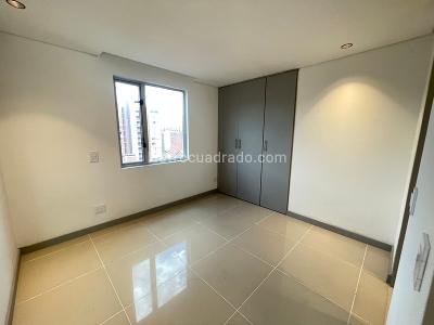 Apartamento de 3 alcobas en arriendo en Conquistadores, Medellín, 200 m² · foto 11 de 20