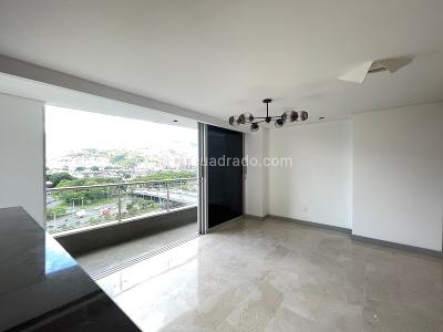 Apartamento de 3 alcobas en arriendo en Conquistadores, Medellín, 200 m² · foto 13 de 20