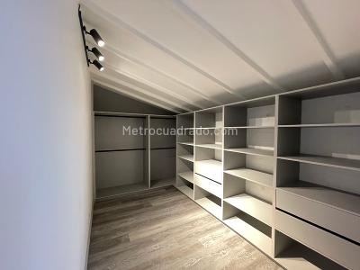 Apartamento de 3 alcobas en arriendo en Conquistadores, Medellín, 200 m² · foto 14 de 20