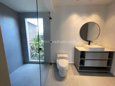 Apartamento de 3 alcobas en arriendo en Conquistadores, Medellín, 200 m² · foto 17 de 20