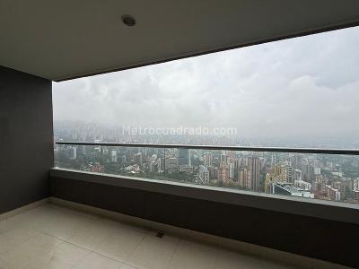 Apartamento de 3 alcobas en arriendo en El Poblado, Medellín, 87 m² · foto 13 de 15