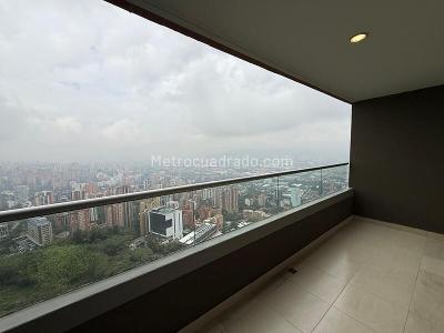 Apartamento de 3 alcobas en arriendo en El Poblado, Medellín, 87 m² · foto 14 de 15