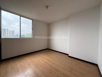 Apartamento de 3 alcobas en arriendo en El Poblado, Medellín, 87 m² · foto 8 de 15