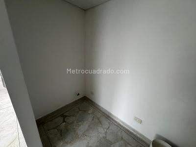 Apartamento de 3 alcobas en arriendo en Florida Nueva, Medellín, 140 m² · foto 12 de 17