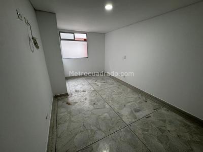 Apartamento de 3 alcobas en arriendo en Florida Nueva, Medellín, 140 m² · foto 7 de 17
