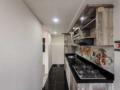 Apartamento en venta en Robledo, Medellín · foto 3 de 11