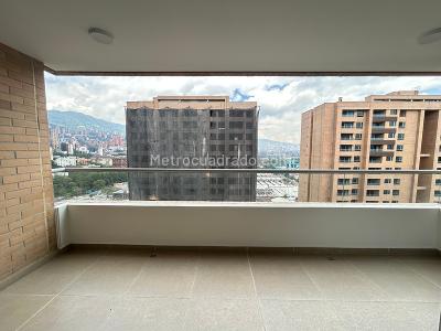 Apartamento de 2 alcobas en venta en El Poblado, Medellín, 92 m² · foto 16 de 19