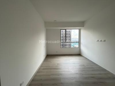 Apartamento de 2 alcobas en venta en El Poblado, Medellín, 92 m² · foto 8 de 19