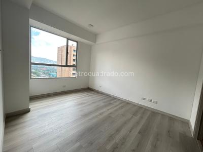 Apartamento de 2 alcobas en venta en El Poblado, Medellín, 92 m² · foto 9 de 19