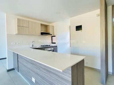 Apartamento en venta en Camino Verde, Envigado · foto 3 de 18