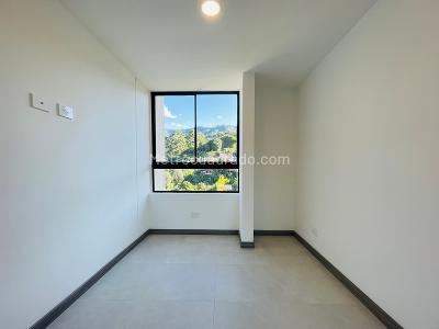 Apartamento en venta en Camino Verde, Envigado · foto 5 de 18