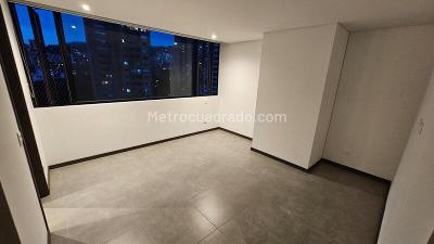 Apartamento de 3 alcobas en arriendo en El Poblado, Medellín, 179 m² · foto 10 de 20