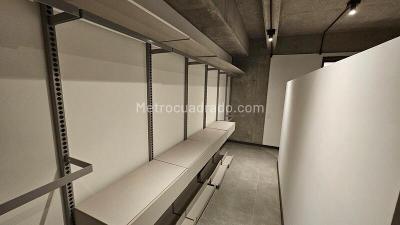 Apartamento de 3 alcobas en arriendo en El Poblado, Medellín, 179 m² · foto 15 de 20