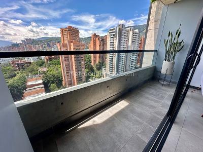 Apartamento de 2 alcobas en arriendo en El Poblado, Medellín, 107 m² · foto 19 de 20
