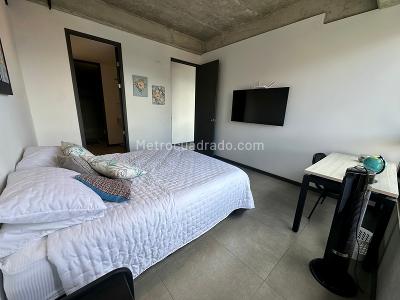 Apartamento de 2 alcobas en arriendo en El Poblado, Medellín, 107 m² · foto 9 de 20