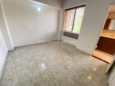 Apartamento de 2 alcobas en arriendo en Los Balsos, Medellín, 76 m² · foto 7 de 11