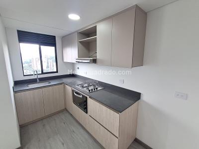 Apartamento de 2 alcobas en arriendo en Las Palmas, Medellín, 71 m² · foto 2 de 8