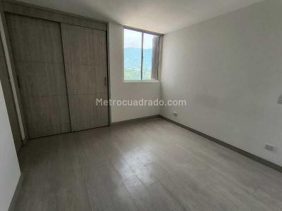 Apartamento de 3 alcobas en arriendo en Otro, Sabaneta, 85 m² · foto 10 de 13