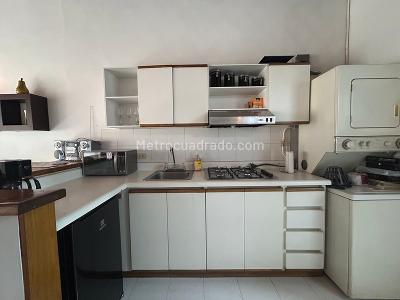 Apartaestudio en arriendo en Laureles, Medellín · foto 3 de 7