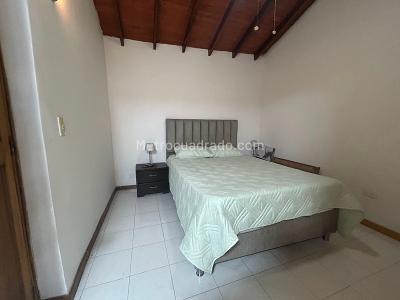 Apartaestudio en arriendo en Laureles, Medellín · foto 4 de 7