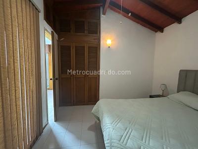 Apartaestudio en arriendo en Laureles, Medellín · foto 5 de 7