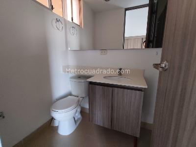 Apartamento de 3 alcobas en arriendo en Los Colegios, Rionegro, 85 m² · foto 9 de 14