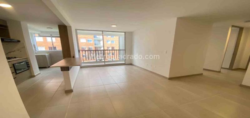 3BR Apartment in Otro (82 m²)