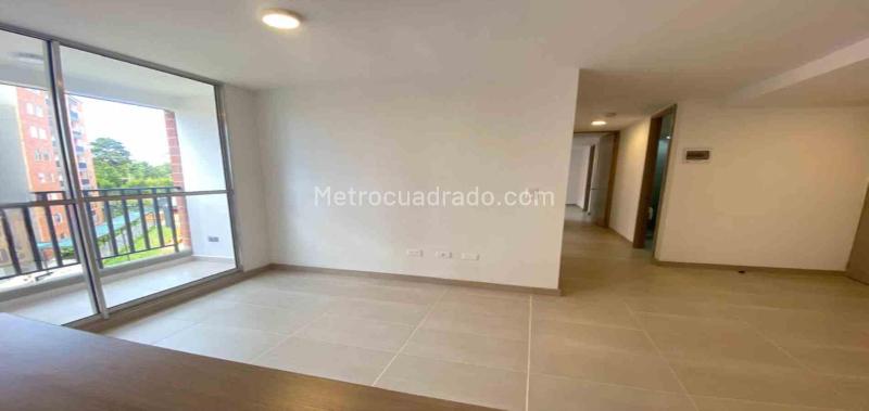 3BR Apartment in Otro (82 m²) - 4