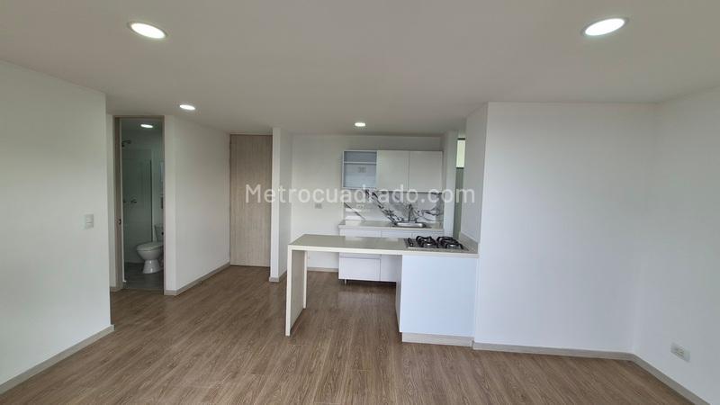 2BR Apartment in Las Lomitas (60 m²) - 2